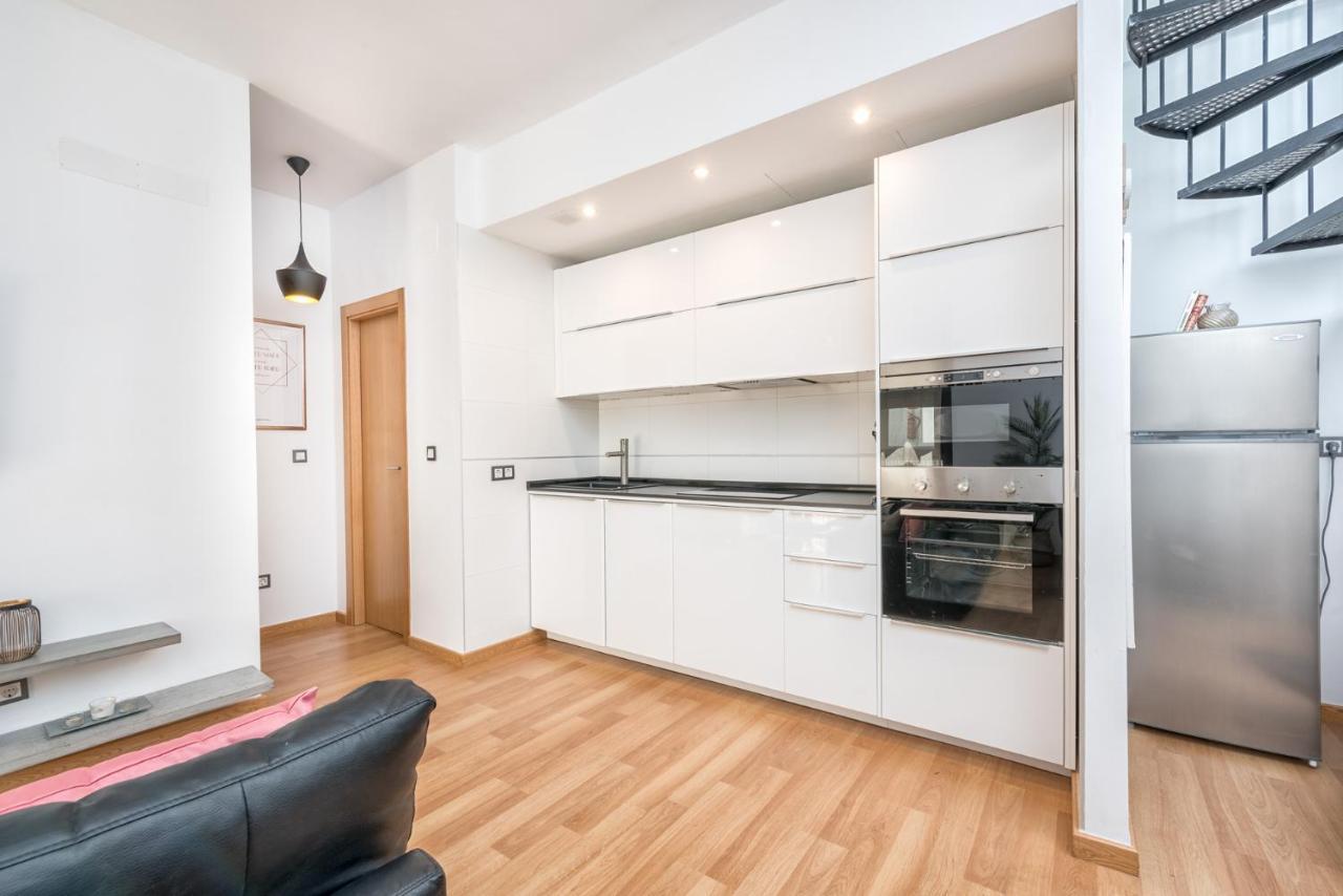 Atico Con Terraza Ac 1Hab En El Centro Y Piscina Comunitaria Διαμέρισμα Μάλαγα Εξωτερικό φωτογραφία