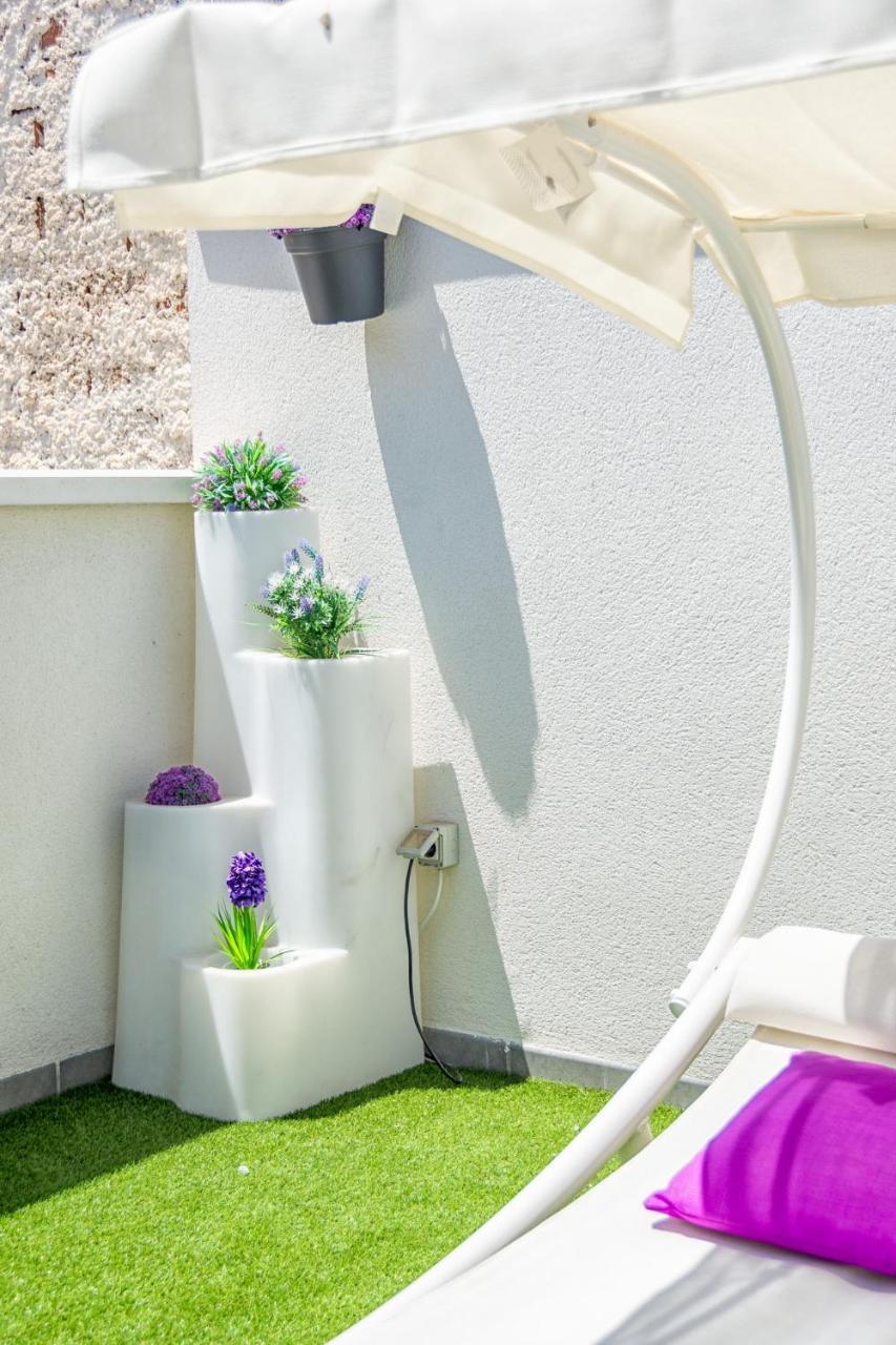 Atico Con Terraza Ac 1Hab En El Centro Y Piscina Comunitaria Διαμέρισμα Μάλαγα Εξωτερικό φωτογραφία