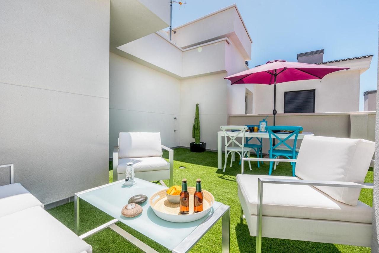 Atico Con Terraza Ac 1Hab En El Centro Y Piscina Comunitaria Διαμέρισμα Μάλαγα Εξωτερικό φωτογραφία