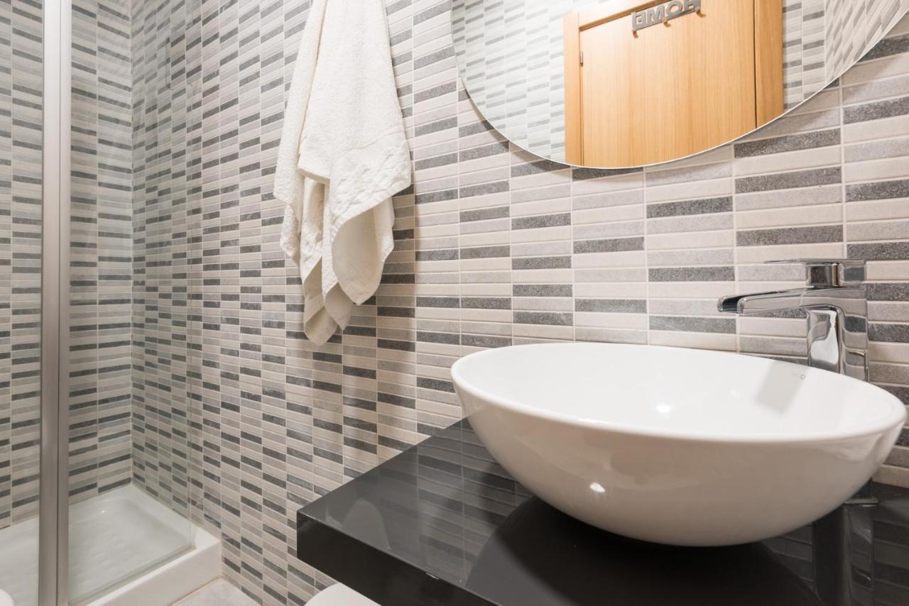 Atico Con Terraza Ac 1Hab En El Centro Y Piscina Comunitaria Διαμέρισμα Μάλαγα Εξωτερικό φωτογραφία