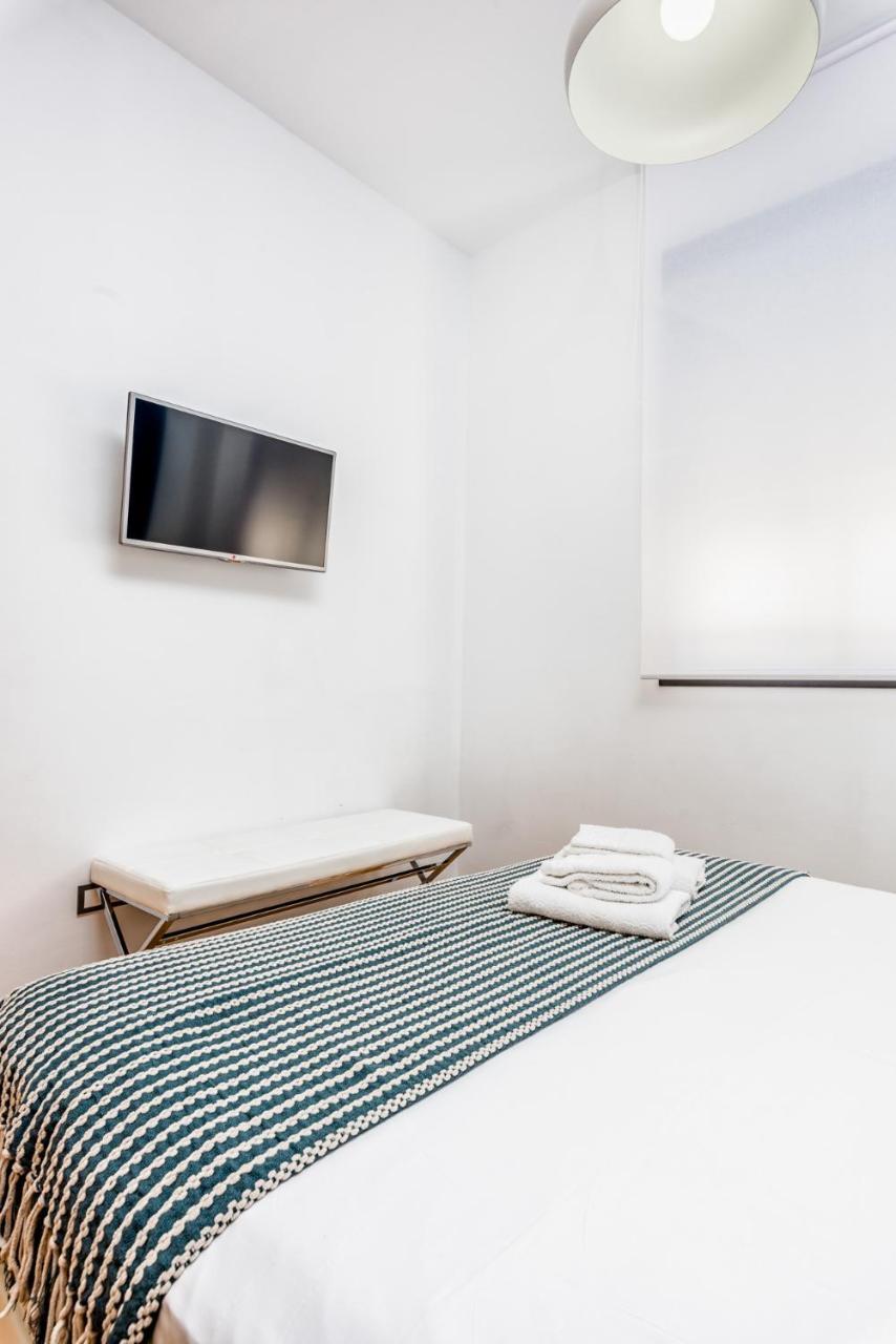 Atico Con Terraza Ac 1Hab En El Centro Y Piscina Comunitaria Διαμέρισμα Μάλαγα Εξωτερικό φωτογραφία