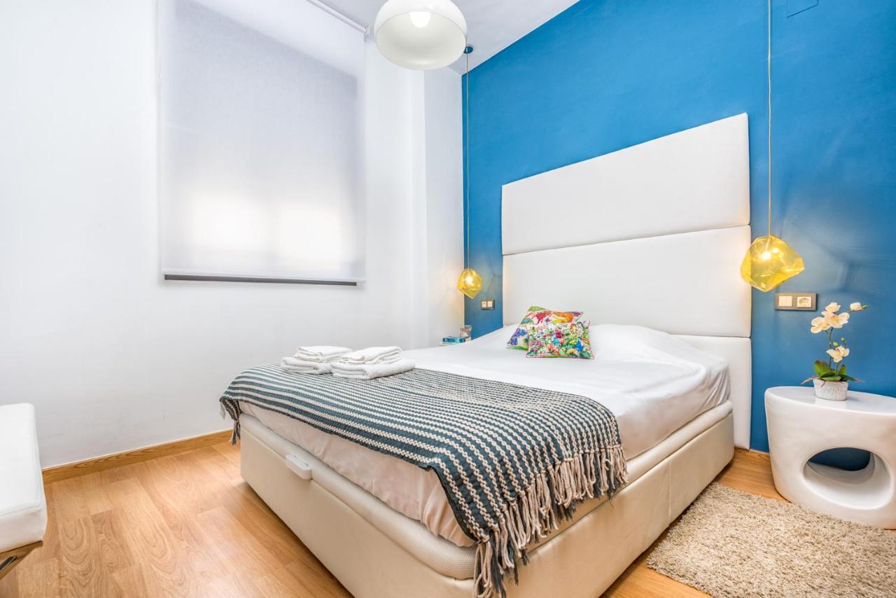 Atico Con Terraza Ac 1Hab En El Centro Y Piscina Comunitaria Διαμέρισμα Μάλαγα Εξωτερικό φωτογραφία